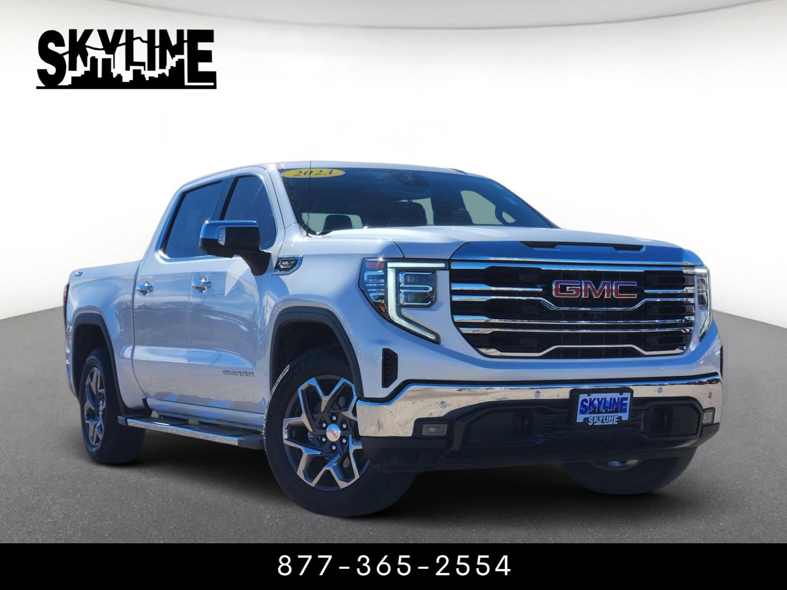 2023 GMC Sierra 4WD Crew Cab Short Box SLT's photo