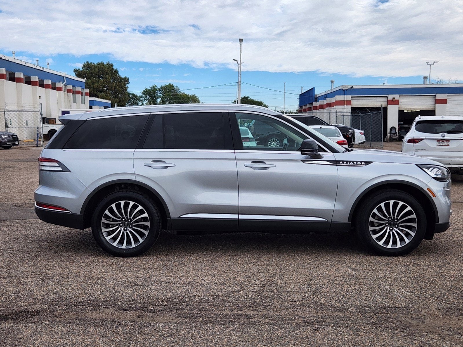 Used 2022 Lincoln Aviator Reserve with VIN 5LM5J7XC6NGL09300 for sale in Thornton, CO