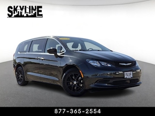 2022 Chrysler Voyager LX FWD Mini-van, Passenger