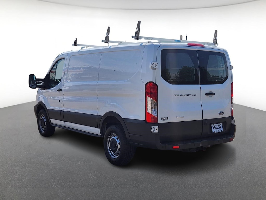 Used 2016 Ford Transit Cargo Van T-250 130" Low Rf 9000 GVWR Sliding RH Dr Mini-van, Cargo