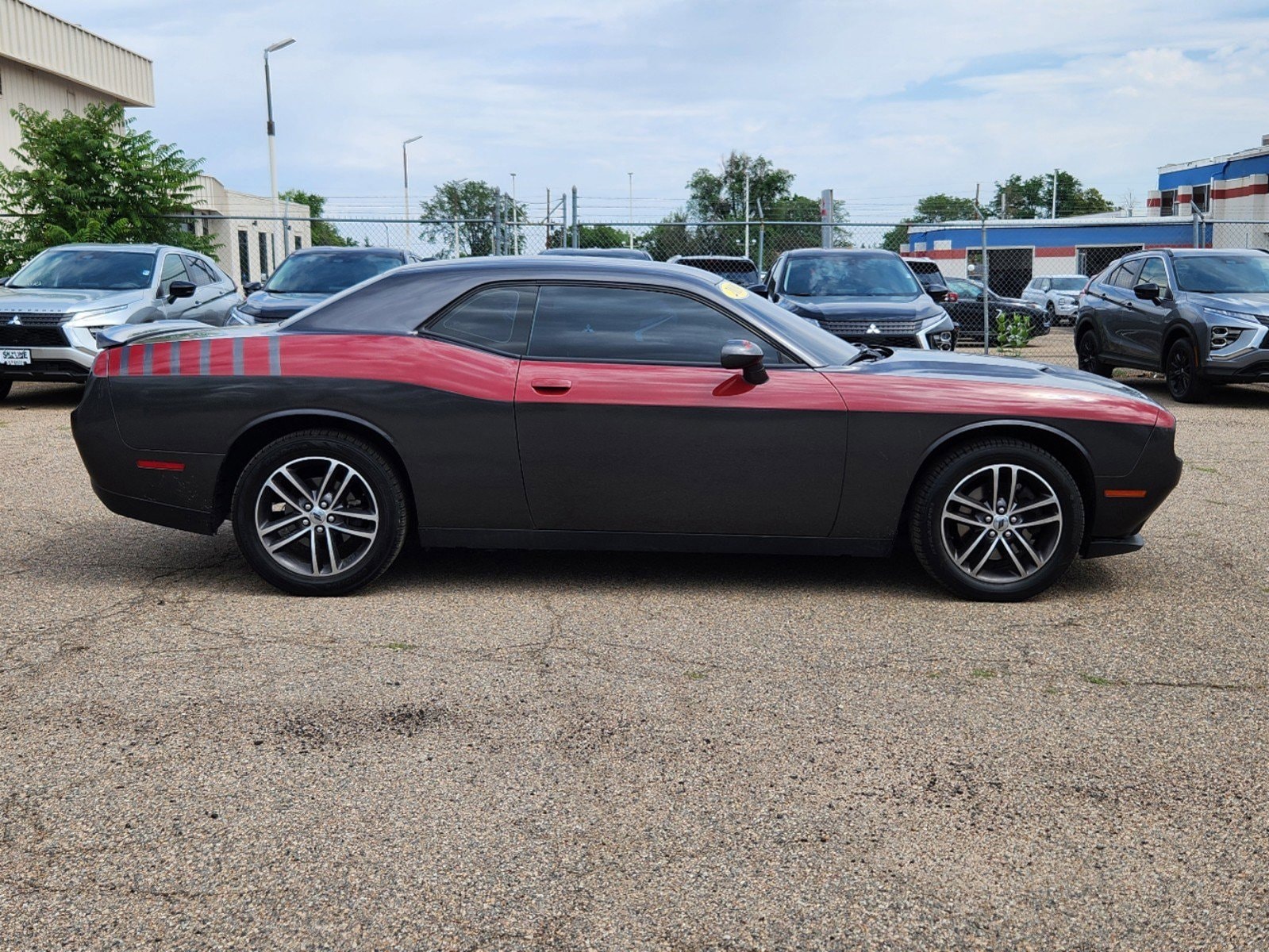 Used 2019 Dodge Challenger SXT with VIN 2C3CDZGG1KH607262 for sale in Thornton, CO