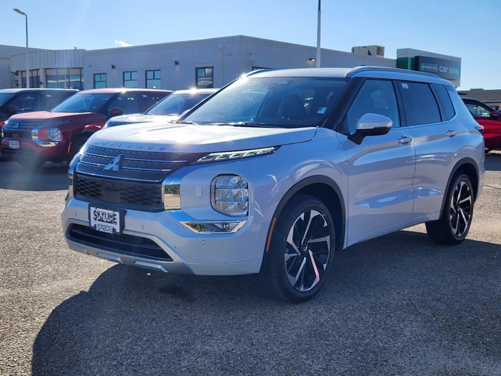 New 2024 Mitsubishi Outlander in Thornton CO Near Denver l Skyline