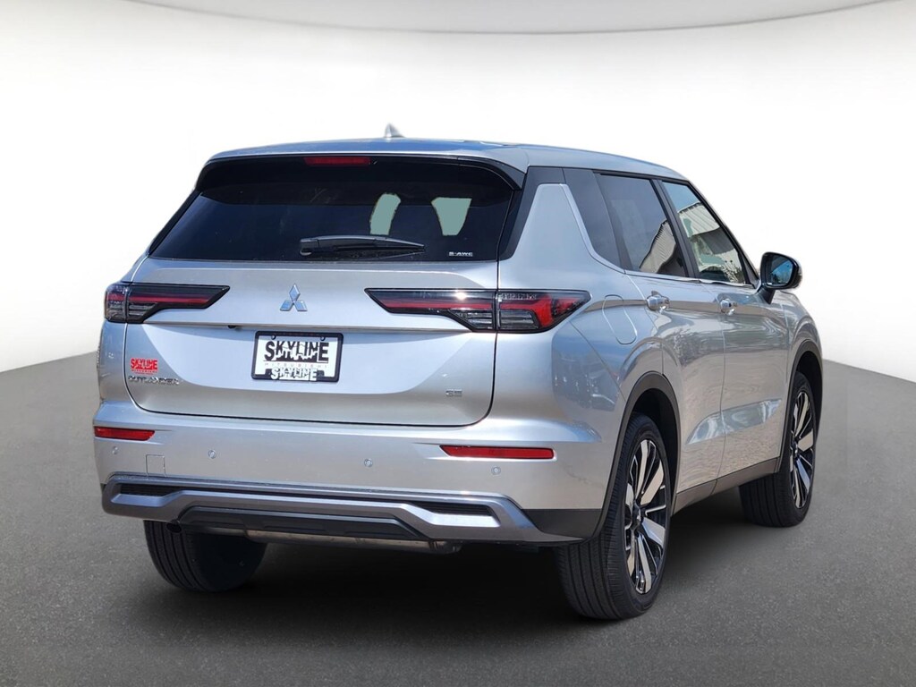 New 2026 Mitsubishi Outlander SE S-AWC SUV