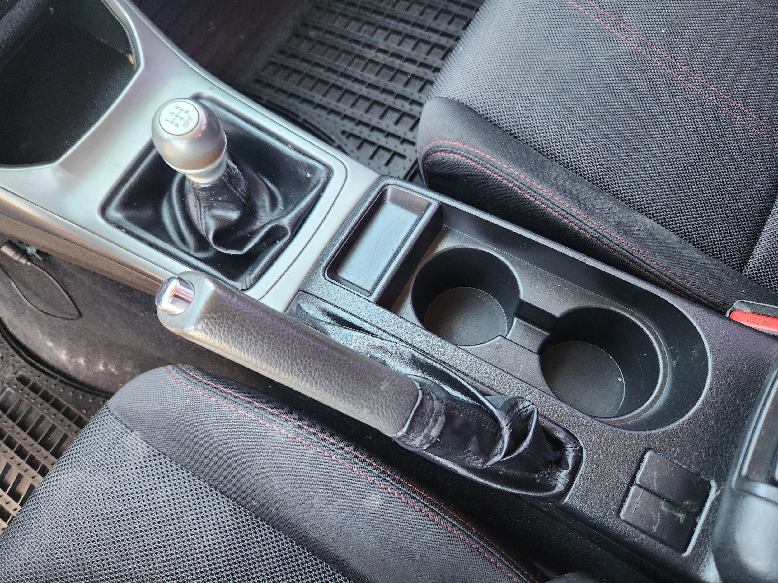 2014 Subaru Impreza WRX - Photo 15