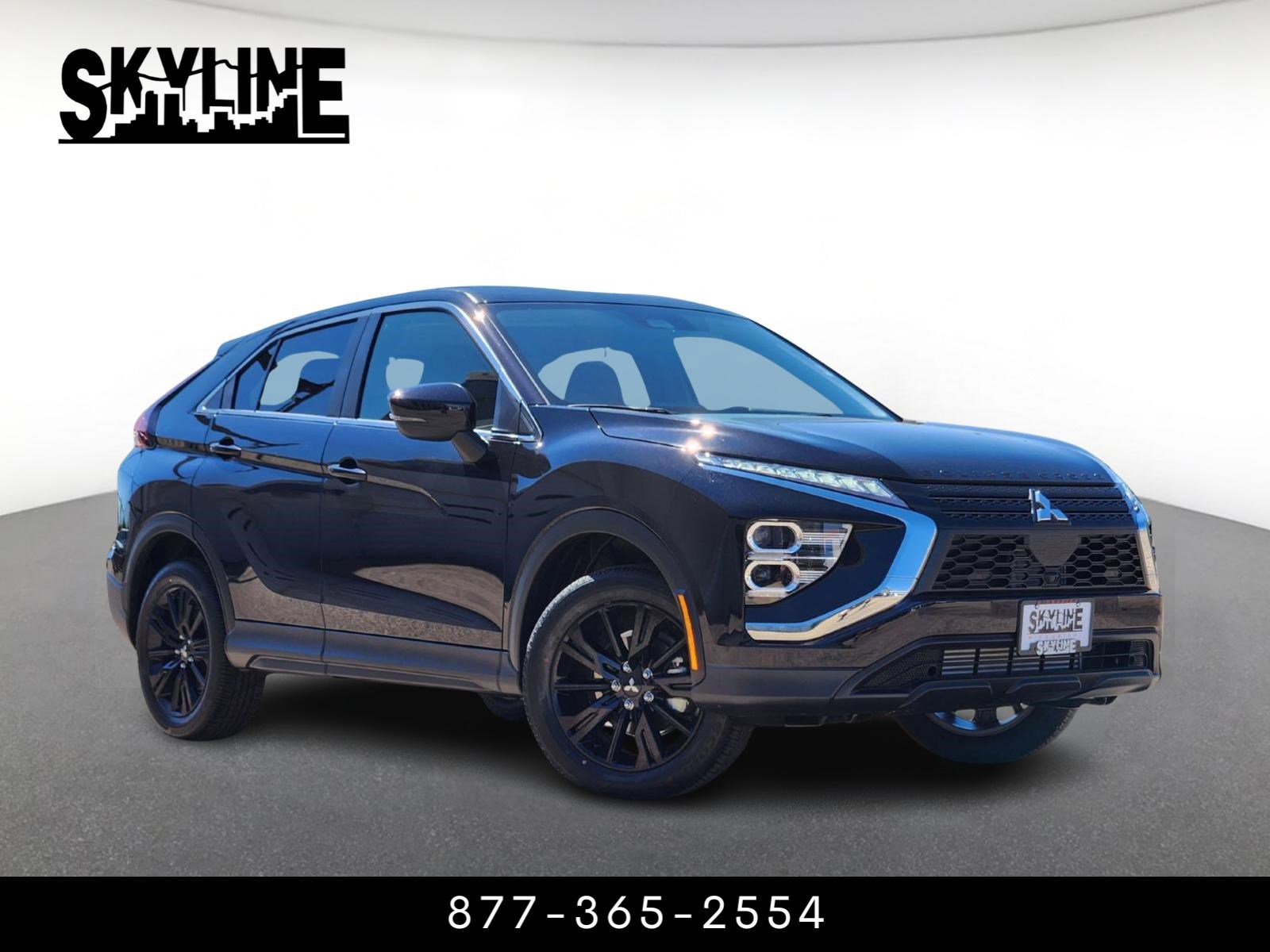 2025 Mitsubishi Eclipse Cross LE's photo