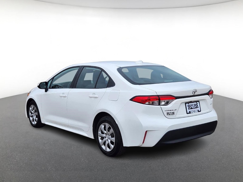 Used 2023 Toyota Corolla LE CVT 4dr Car