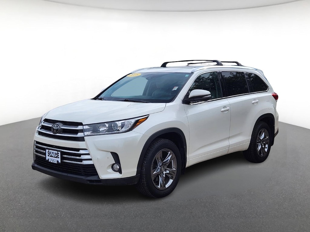 Used 2018 Toyota Highlander Limited Platinum V6 AWD SUV