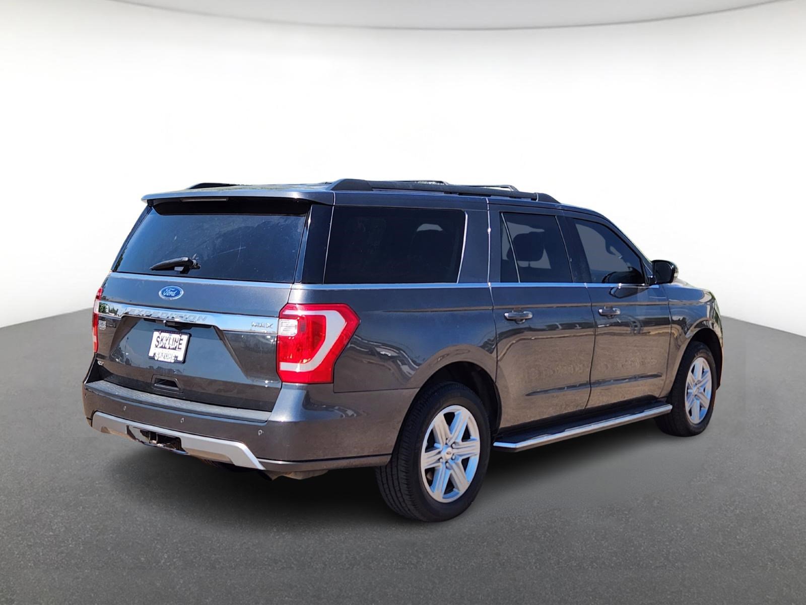 2021 Ford Expedition MAX XLT photo 3