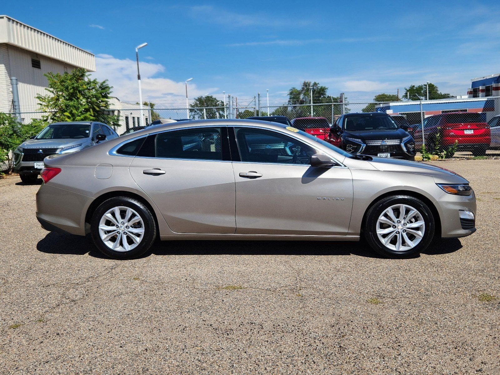 Used 2022 Chevrolet Malibu 1LT with VIN 1G1ZD5ST4NF138363 for sale in Thornton, CO