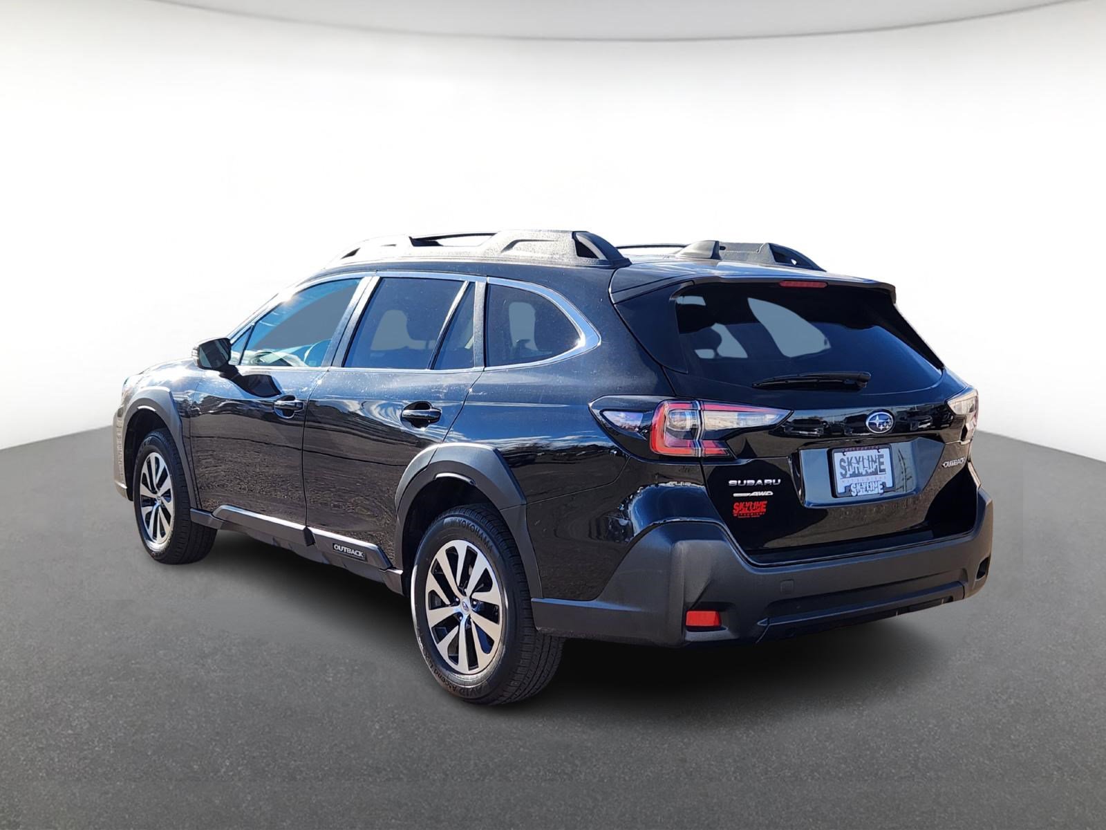 2023 Subaru Outback Premium photo 3