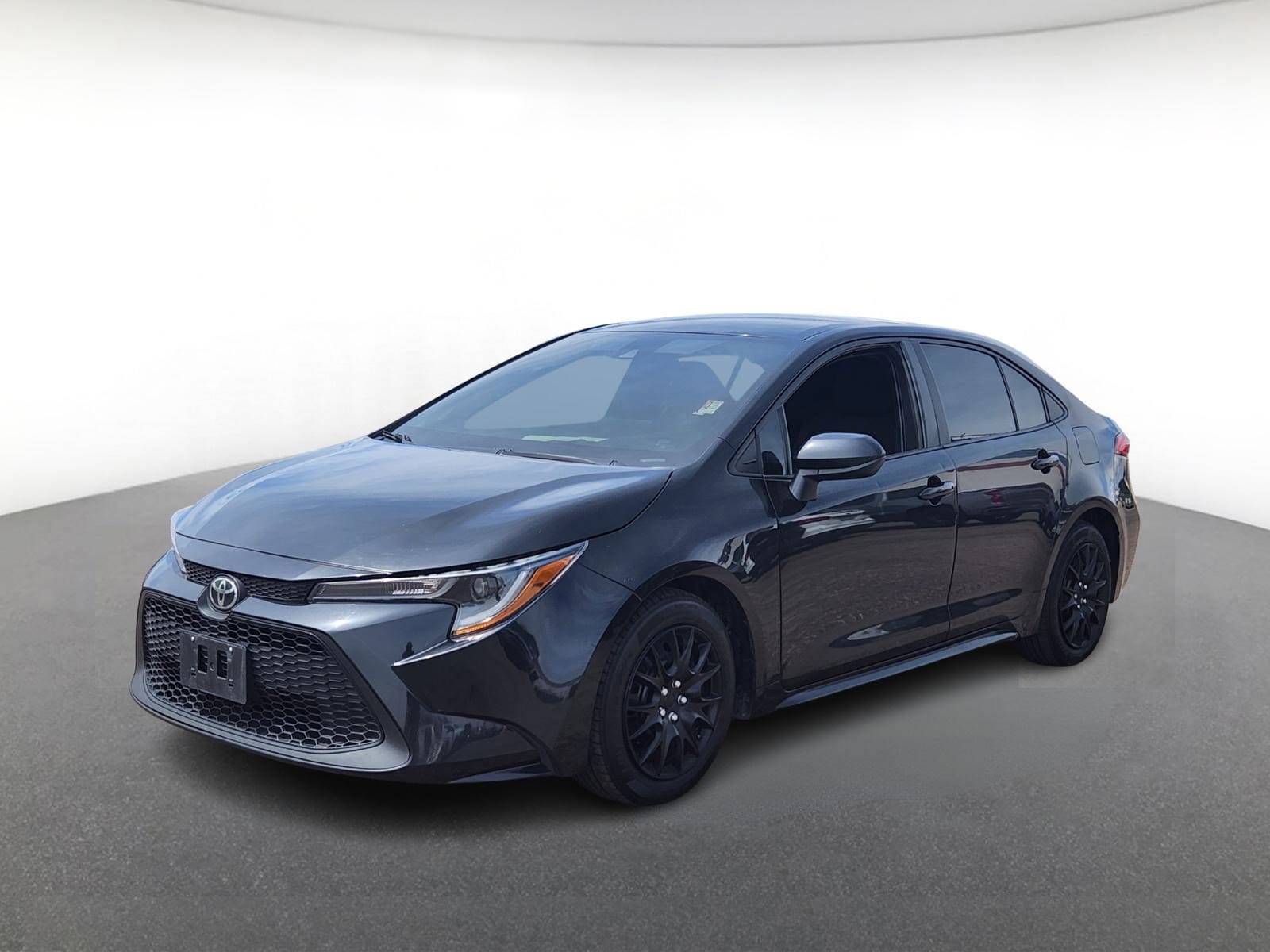 Used 2022 Toyota Corolla LE with VIN 5YFEPMAE7NP330511 for sale in Thornton, CO
