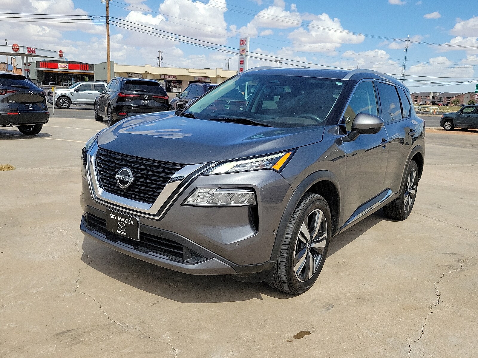 2023 Nissan Rogue SL photo 3