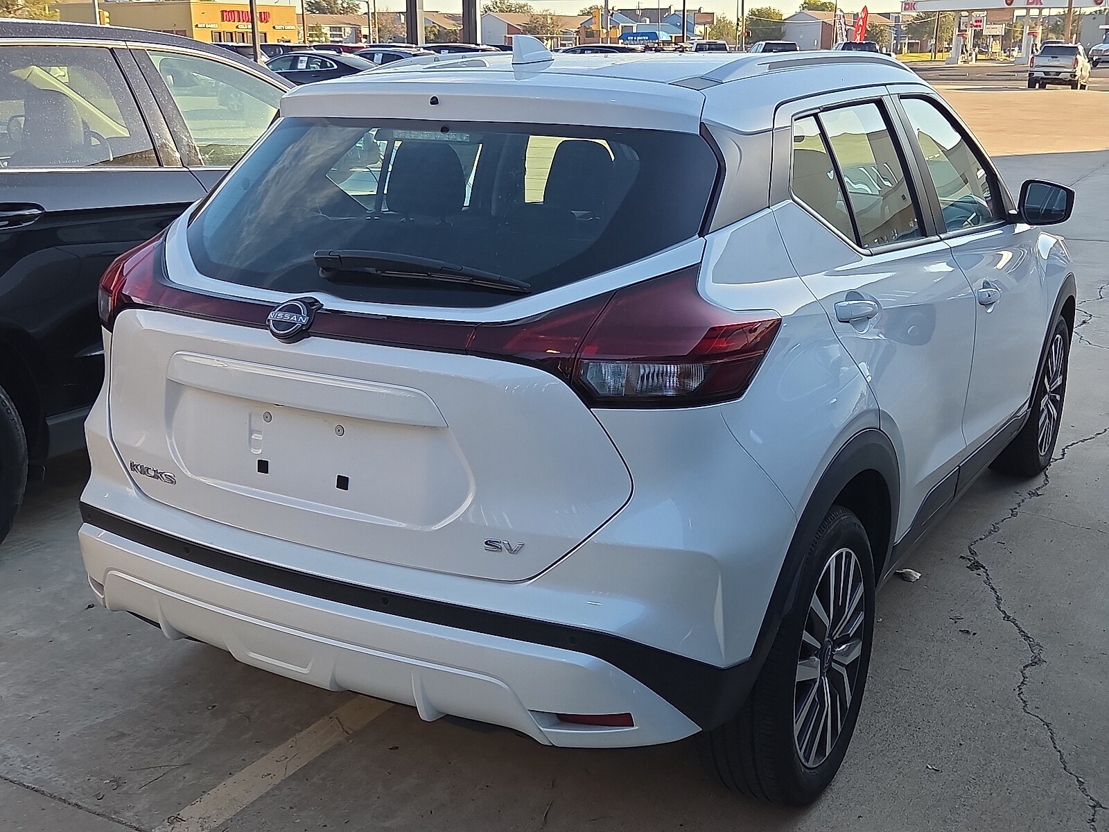 2024 Nissan Kicks SV photo 3