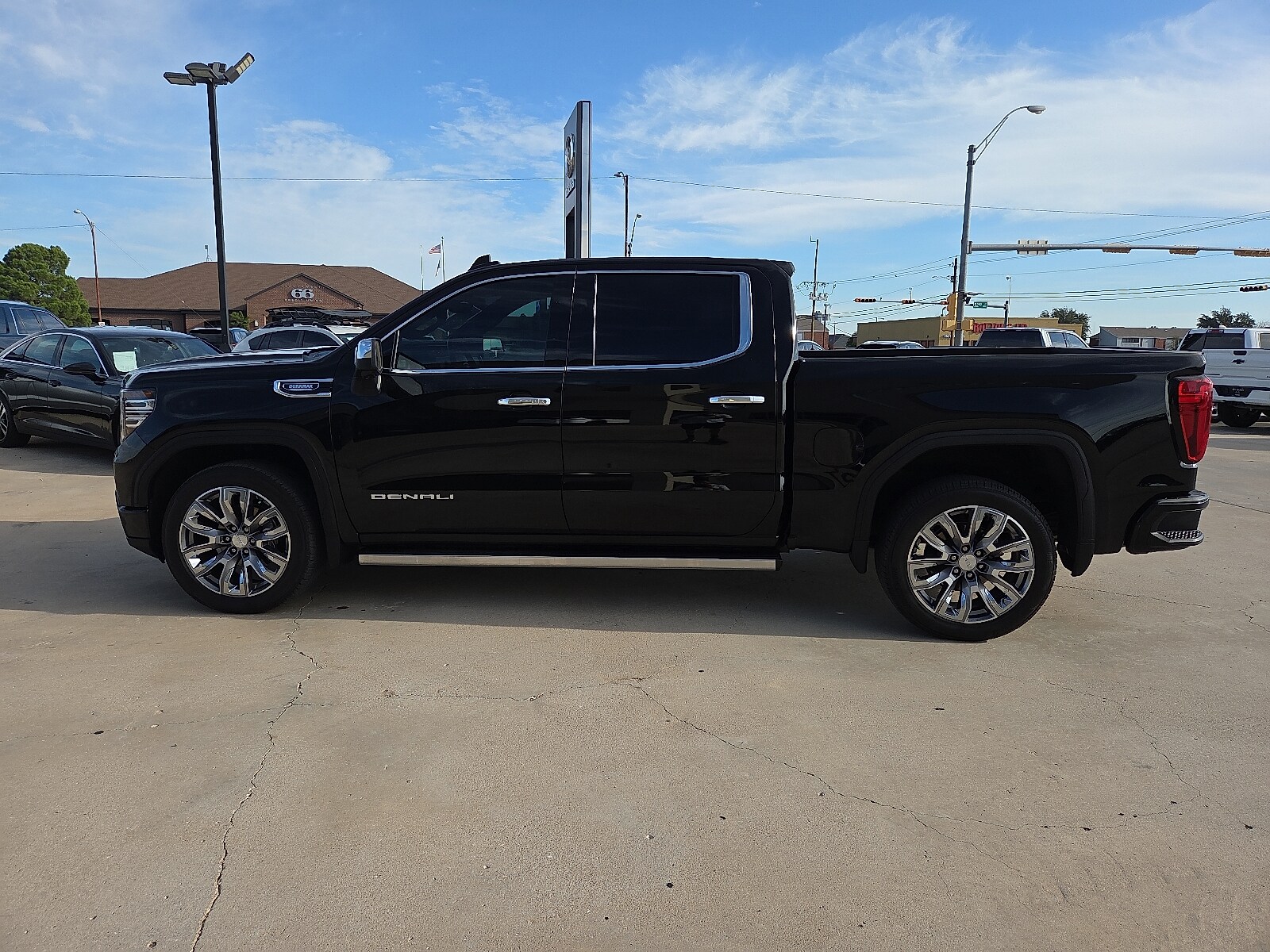 2024 Gmc Sierra 1500 Denali photo 2