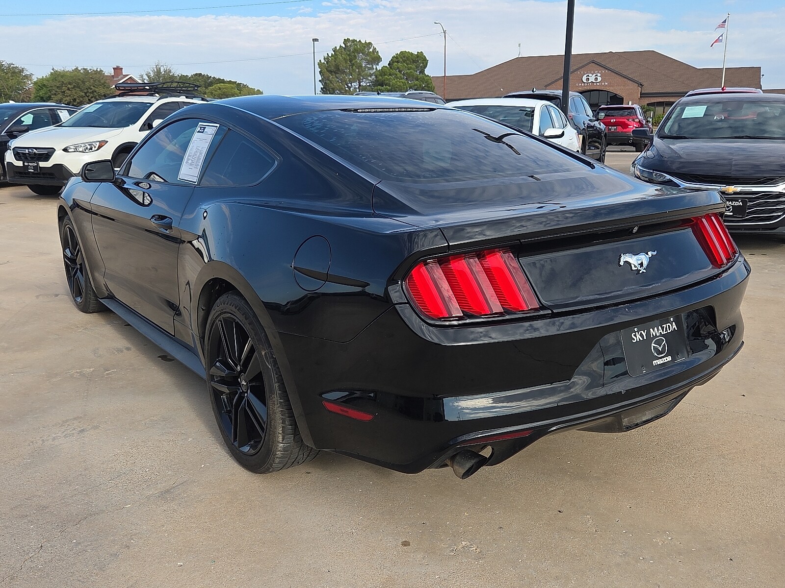 2016 Ford Mustang EcoBoost photo 4