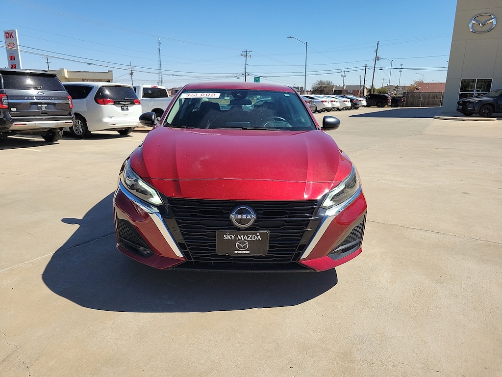 Used 2024 Nissan Altima 2.5 SV Sedan