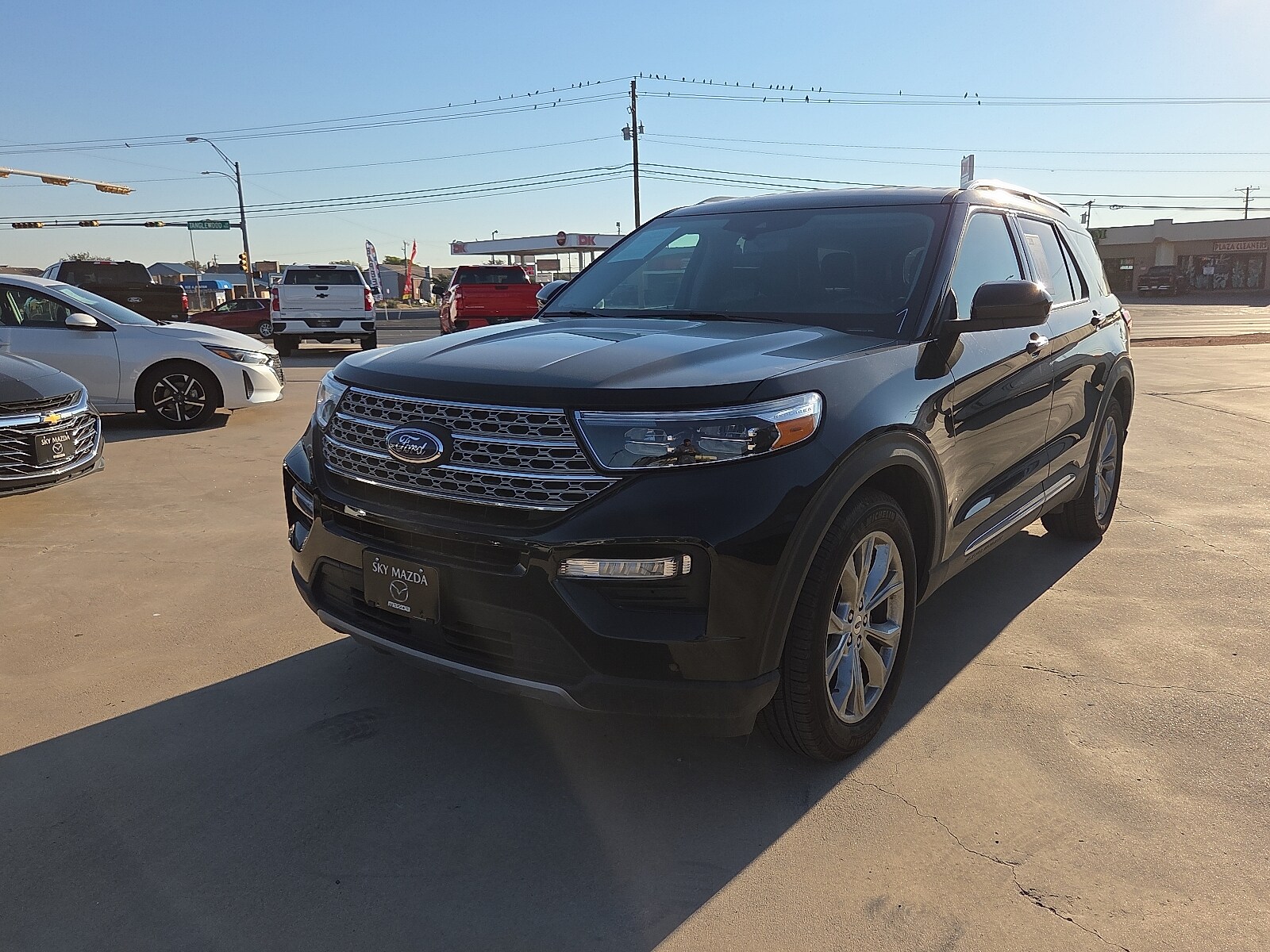 2024 Ford Explorer Limited photo 2