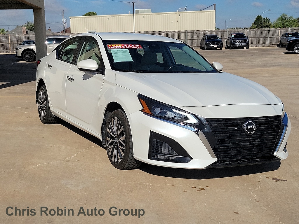 Used 2023 Nissan Altima 2.5 SV Sedan