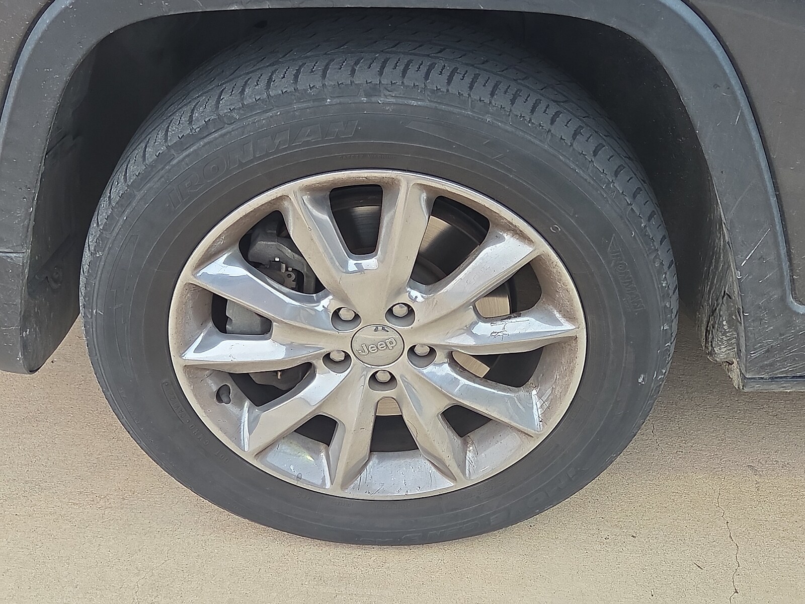 2014 Jeep Cherokee Limited photo 3