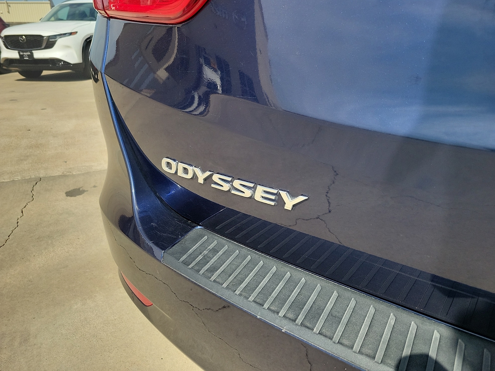 2024 Honda Odyssey EX-L - Photo 10