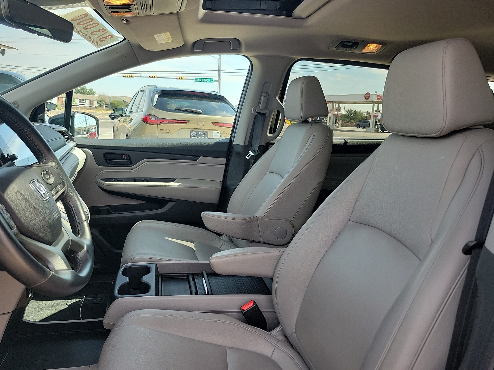 2024 Honda Odyssey EX-L - Photo 16