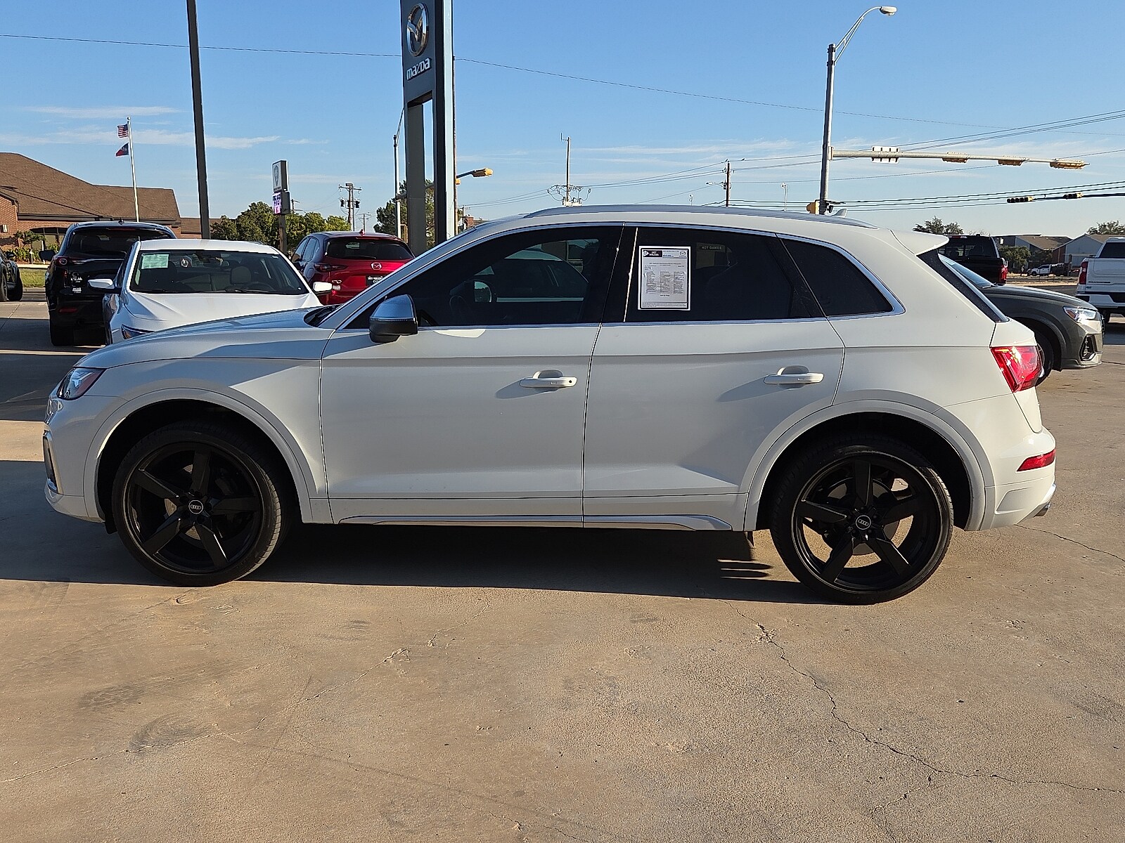 2022 Audi SQ5 Premium Plus photo 3