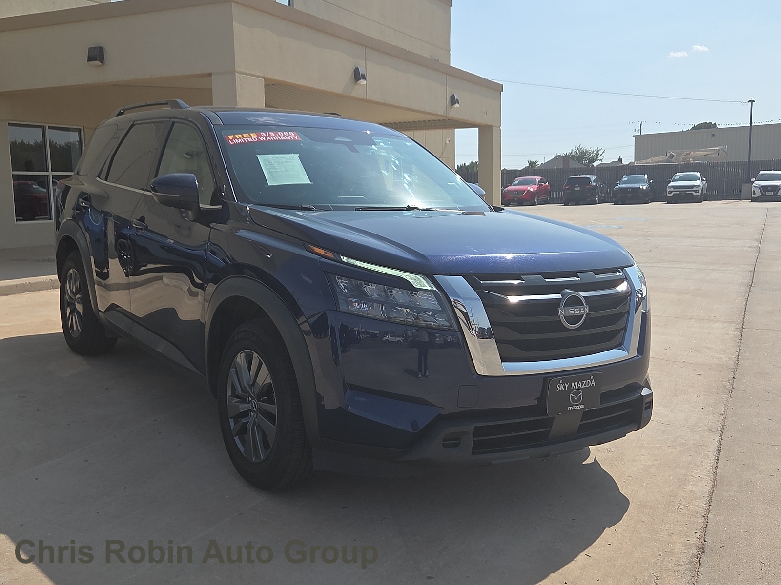 Used 2024 Nissan Pathfinder SV