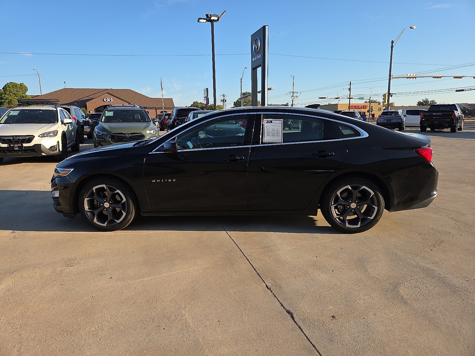 2023 Chevrolet Malibu 1LT photo 3