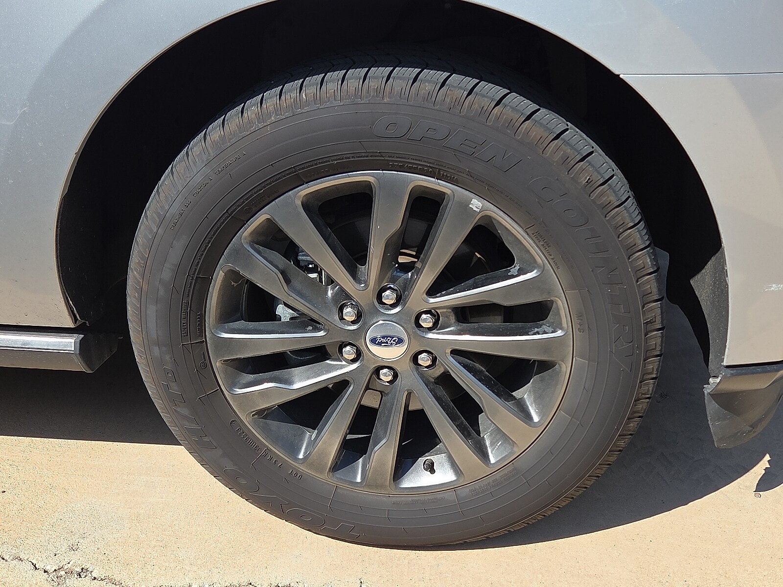 2019 Ford Expedition Limited photo 3