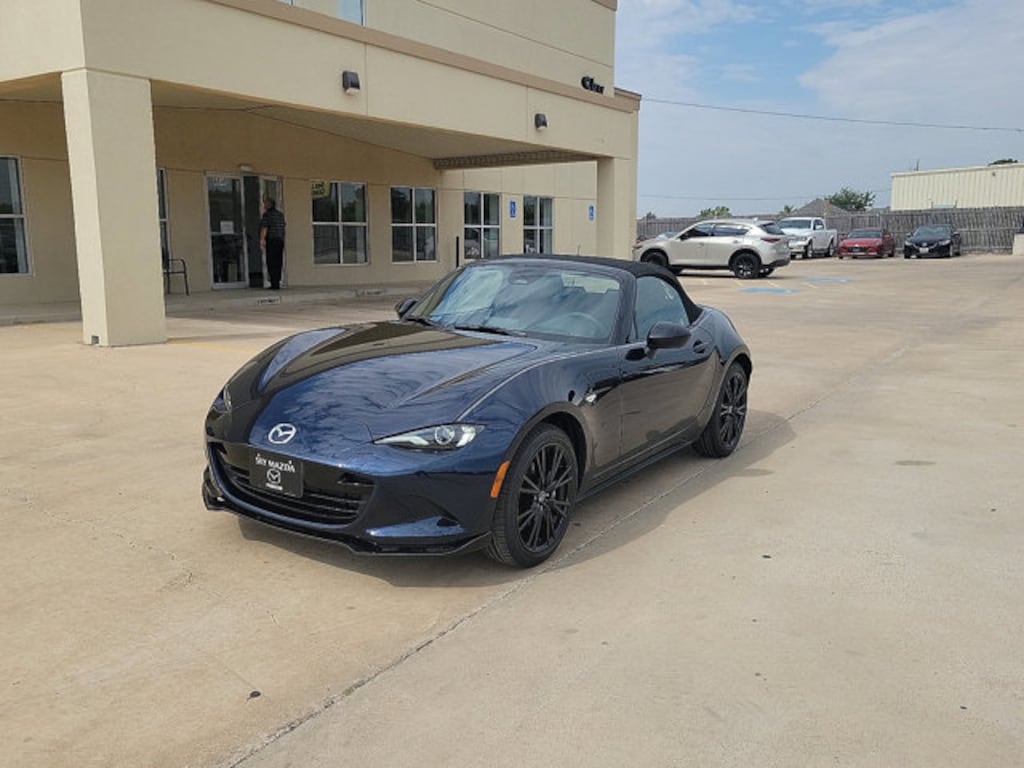 New 2026 Mazda MX-5 MIATA Club CONVERTIBLE