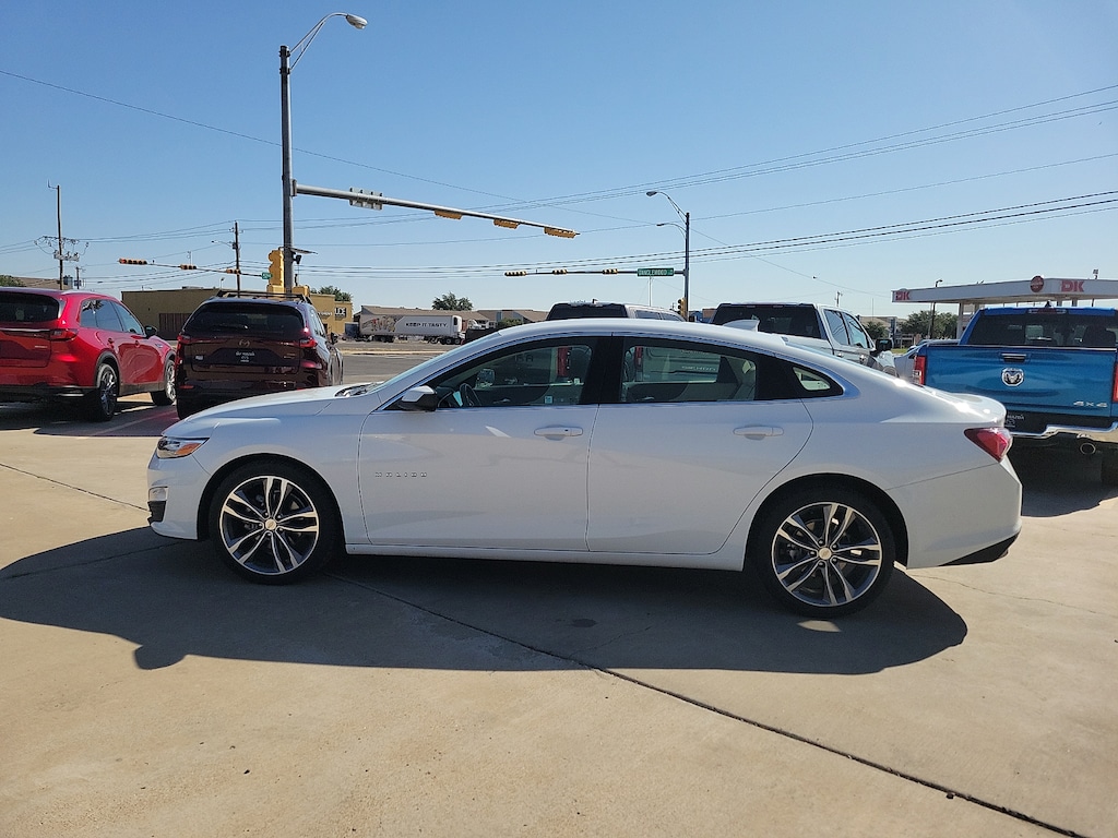 Used 2024 Chevrolet Malibu 2LT Sedan