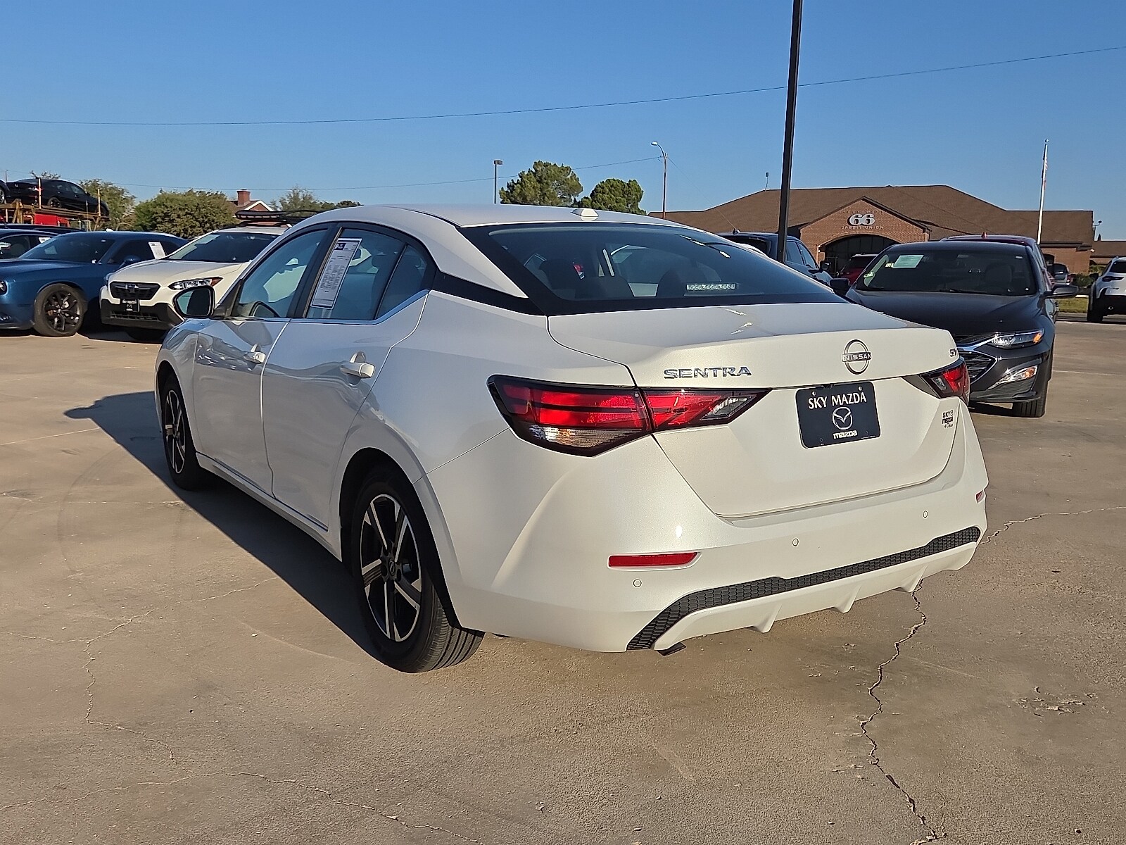 2024 Nissan Sentra SV photo 3