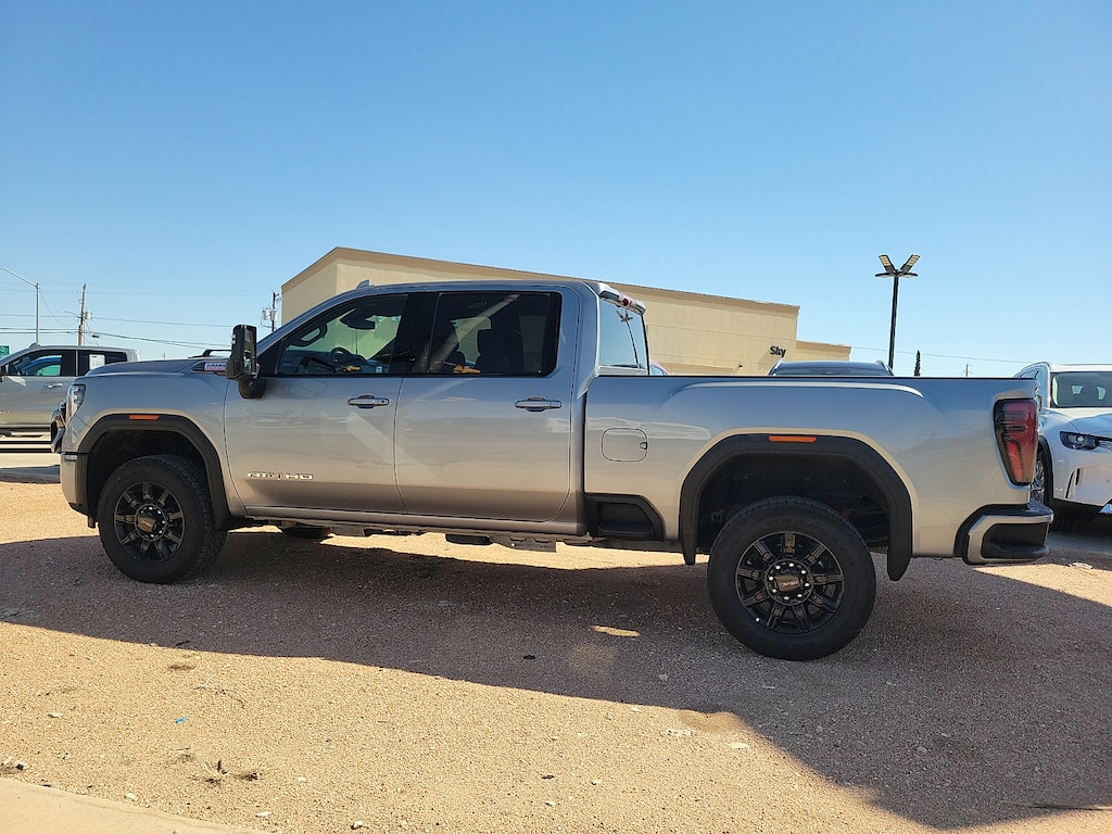 Used 2025 GMC Sierra 2500 HD AT4 Truck Crew Cab