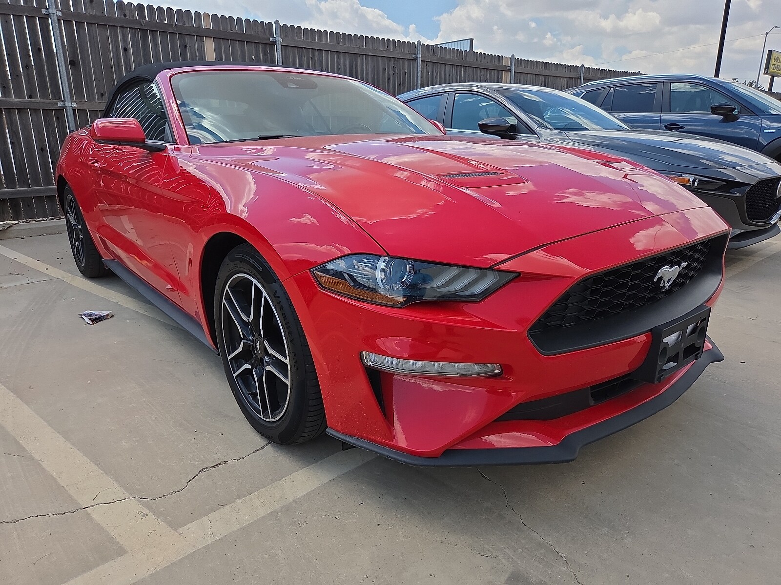 2023 Ford Mustang Convertible photo 2