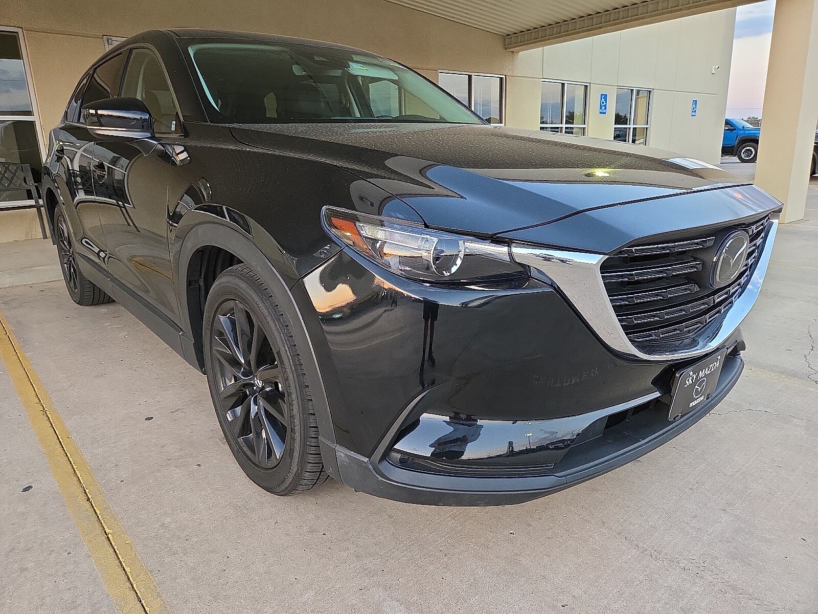 2023 Mazda CX-9 Touring photo 3