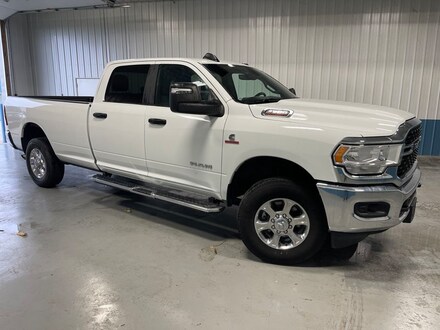 2024 Ram 3500 Big Horn Truck Crew Cab
