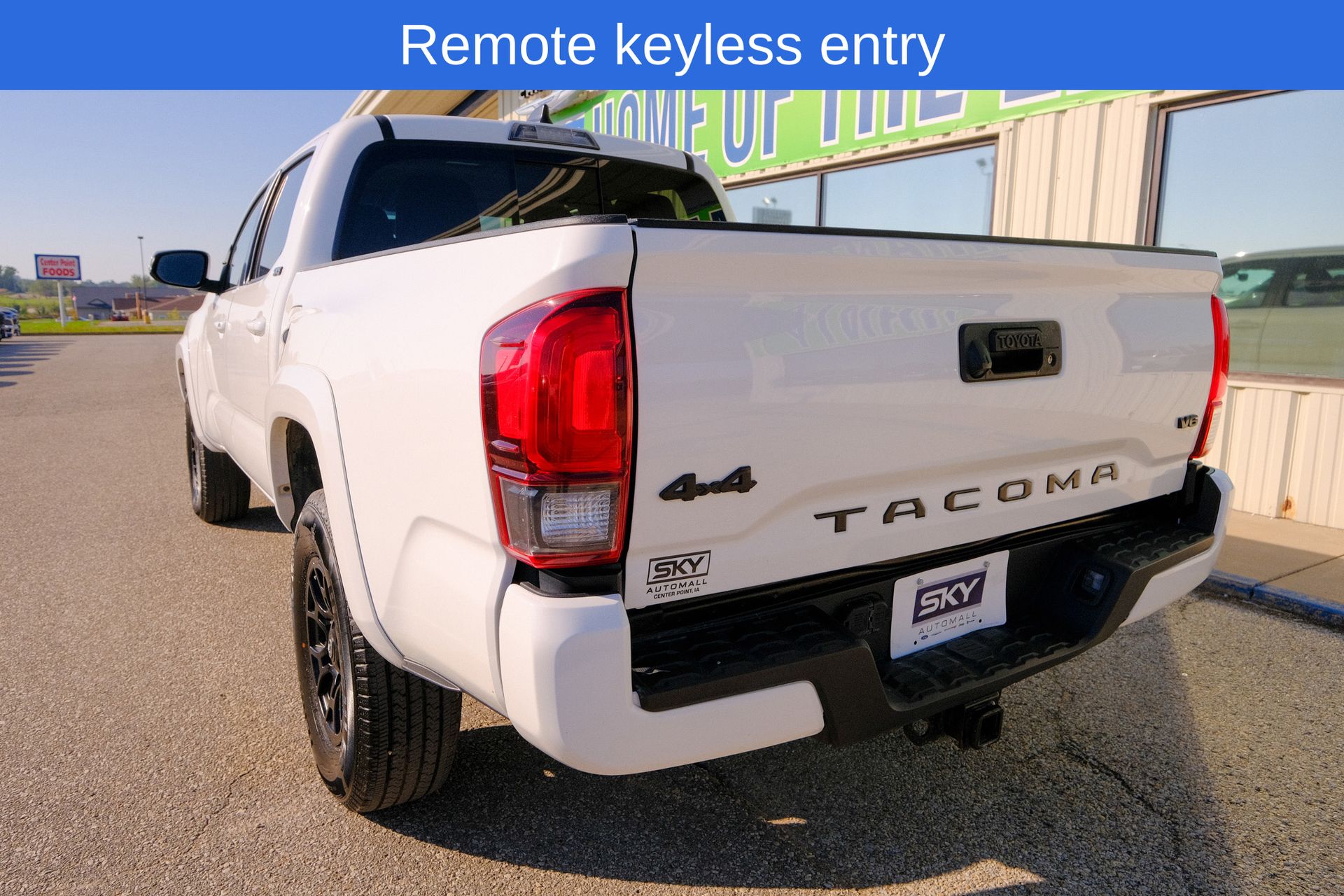 2020 Toyota Tacoma SR5 V6 photo 3