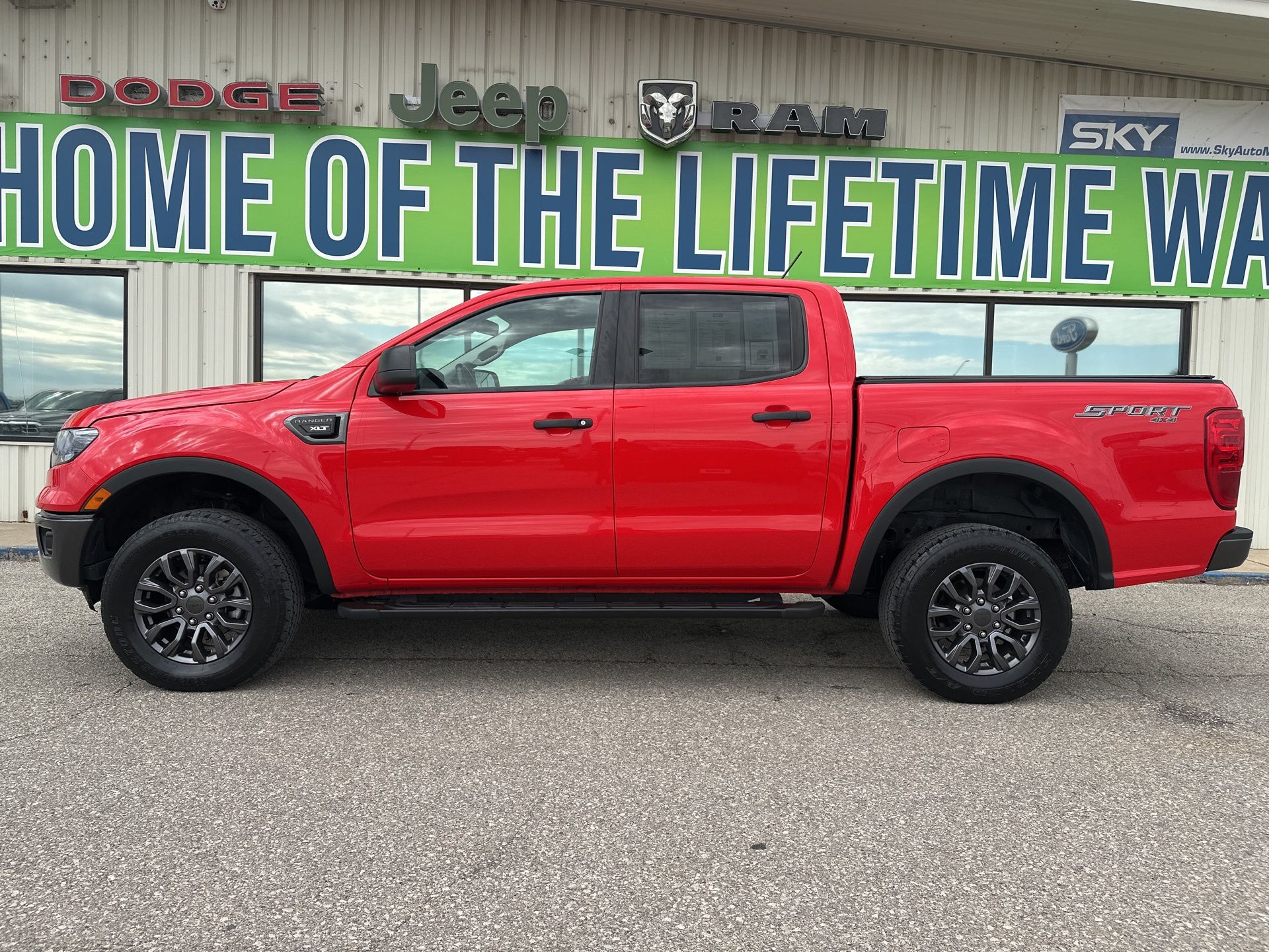 2021 Ford Ranger XLT photo 2