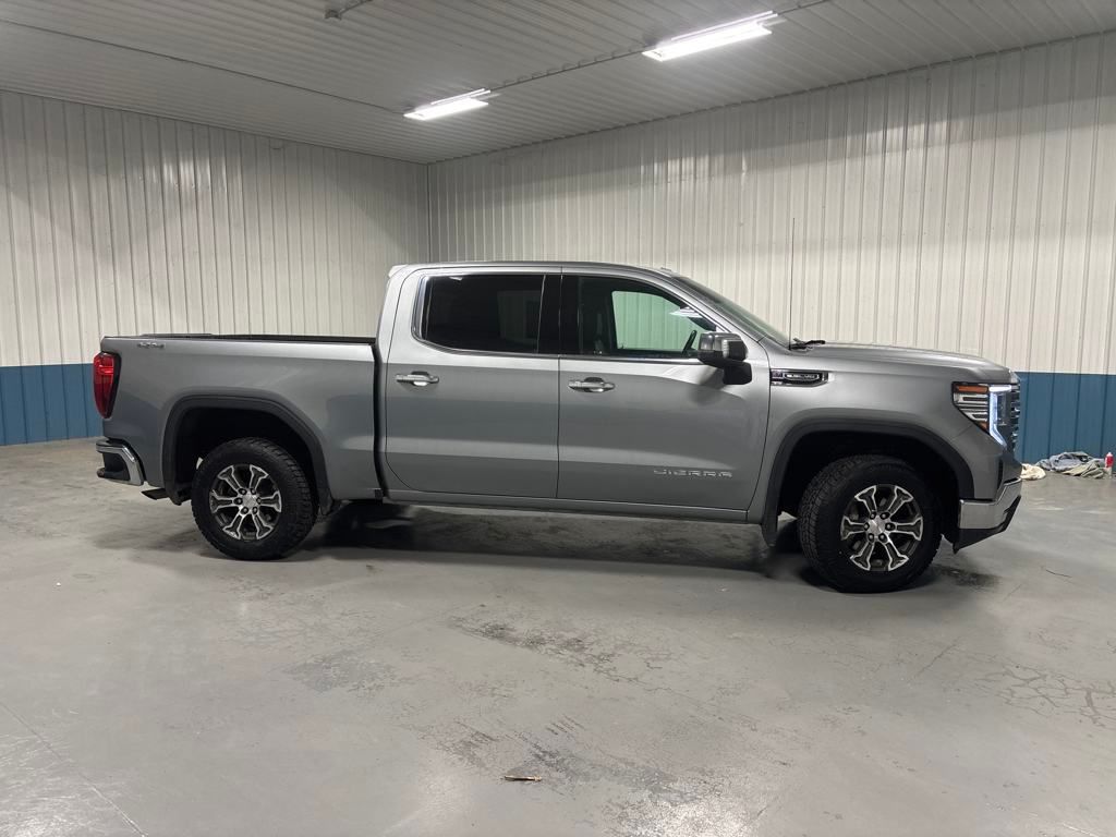 2024 Gmc Sierra 1500 SLT photo 2