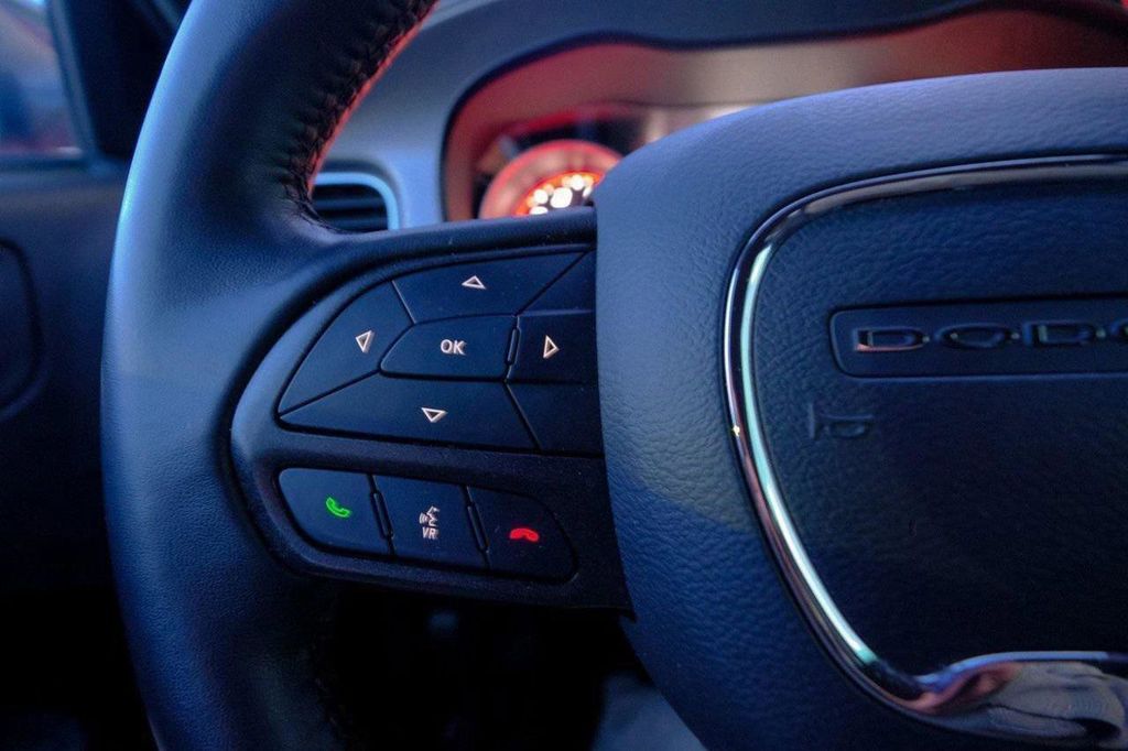 2023 Dodge Charger SXT photo 2