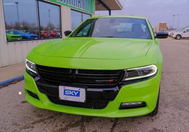 2023 Dodge Charger SXT photo 2