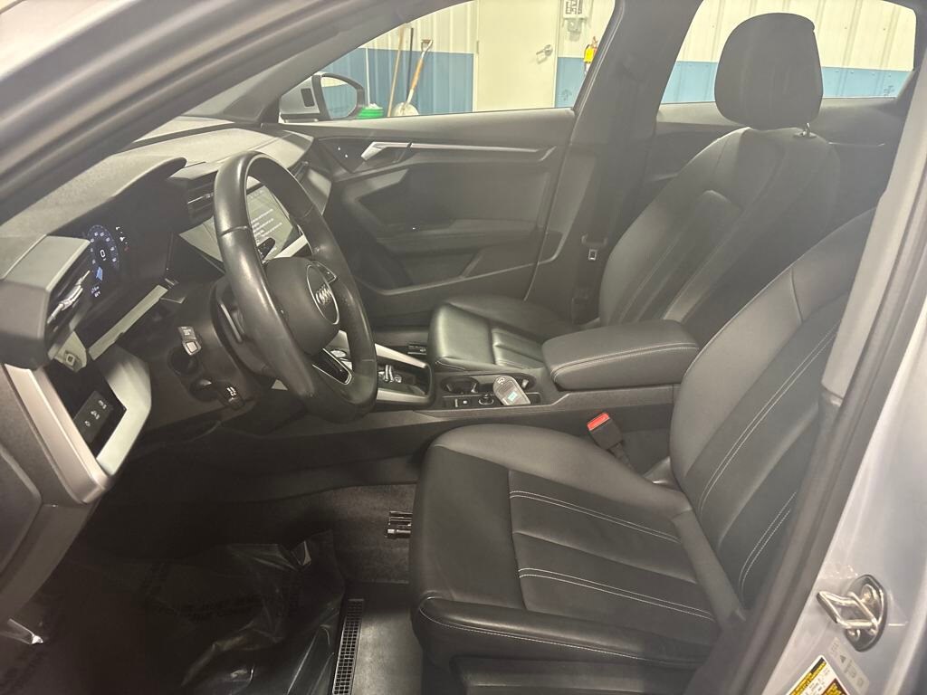 2024 Audi A3 40 Premium photo 4