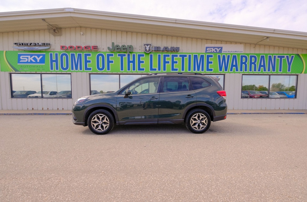 Used 2024 Subaru Forester Premium SUV