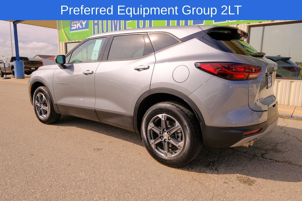 Used 2025 Chevrolet Blazer LT w/2LT SUV