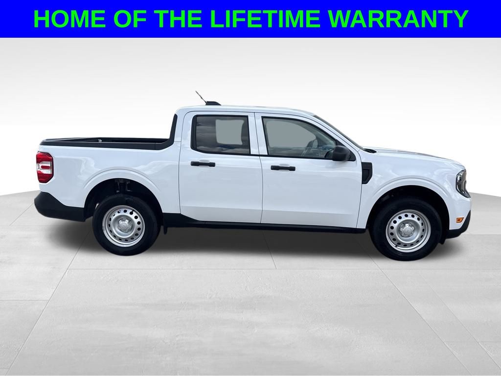 2025 Ford Maverick XL photo 2