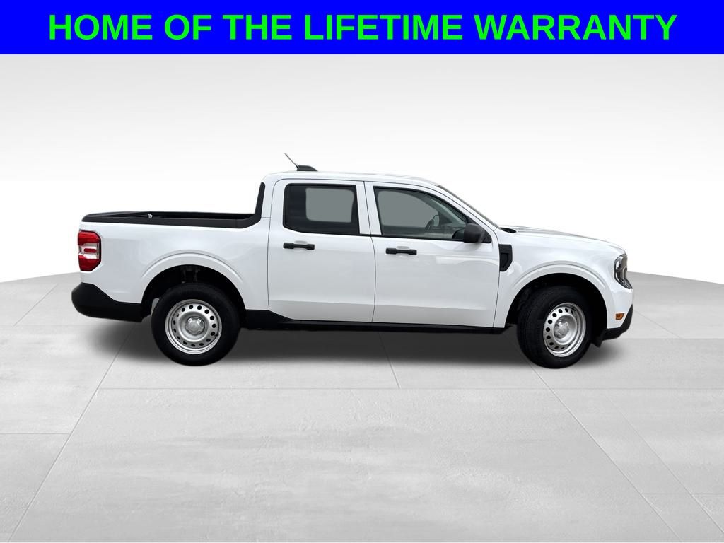 2025 Ford Maverick XL photo 2