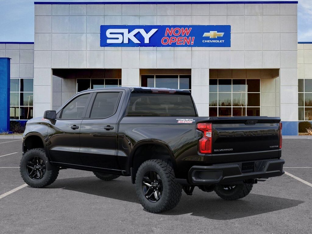 New 2025 Chevrolet Silverado 1500 Custom Trail Boss Truck Crew Cab