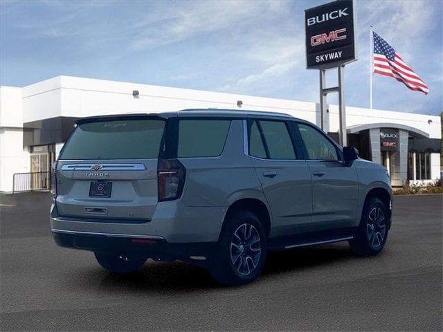 2021 Chevrolet Tahoe LT photo 4