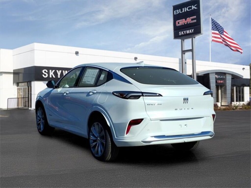 New 2026 Buick Envista Avenir SUV