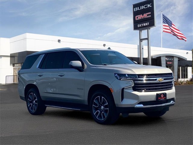 2021 Chevrolet Tahoe LT photo 3